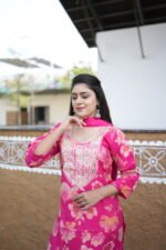 Rosy Bloom Floral Kurta Set - Image 2