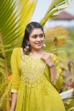 Meadow Glow Embroidered Kurta Set - Image 6