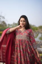 Crimson Charm Anarkali Kurta Set - Image 4