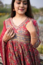 Crimson Charm Anarkali Kurta Set - Image 5