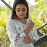 Pure Mul Cotton 100% Hand-Embroidered Alia Pattern Suit